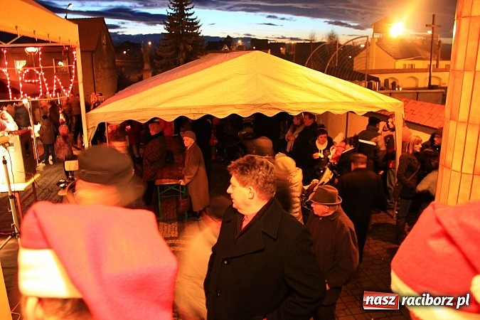 Zdjęcie w galerii na portalu naszraciborz.pl: Weihnachtsmarkt w Tworkowie wiadomości z regionu