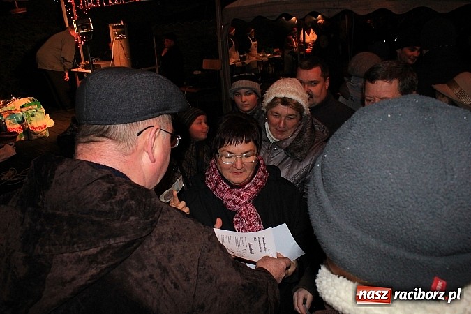 Zdjęcie w galerii na portalu naszraciborz.pl: Weihnachtsmarkt w Tworkowie wiadomości z regionu