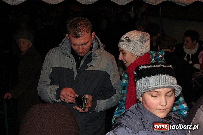 Zdjęcie w galerii na portalu naszraciborz.pl: Weihnachtsmarkt w Tworkowie wiadomości z regionu