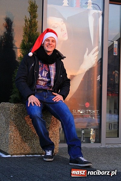 Zdjęcie w galerii na portalu naszraciborz.pl: Eleganckie garnitury na bale, studniówki i nie tylko. Promocyjne ceny wiadomości z regionu