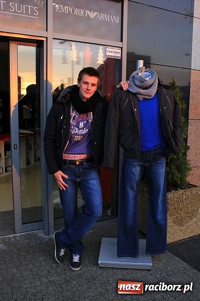 Zdjęcie w galerii na portalu naszraciborz.pl: Eleganckie garnitury na bale, studniówki i nie tylko. Promocyjne ceny wiadomości z regionu