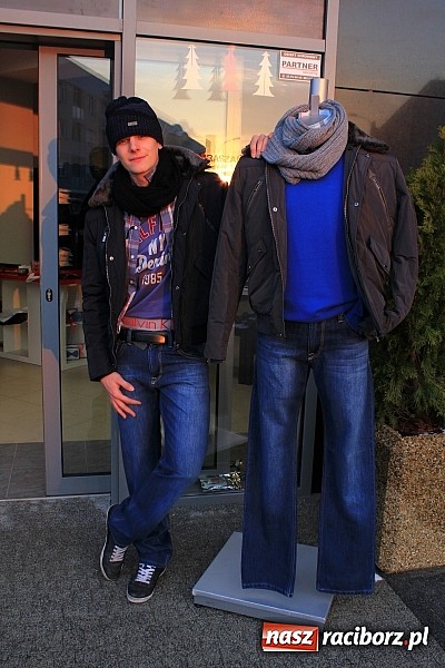 Zdjęcie w galerii na portalu naszraciborz.pl: Eleganckie garnitury na bale, studniówki i nie tylko. Promocyjne ceny wiadomości z regionu