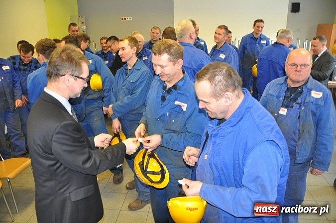 Zdjęcie w galerii na portalu naszraciborz.pl: Spotkanie opłatkowe w Rafako. Tym razem z załogą wiadomości z regionu