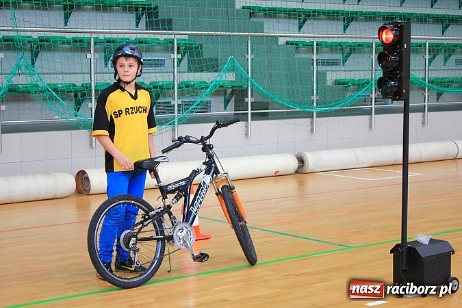 Zdjęcie w galerii na portalu naszraciborz.pl: I Zimowy Turniej Bezpieczeństwa Ruchu Drogowego wiadomości z regionu