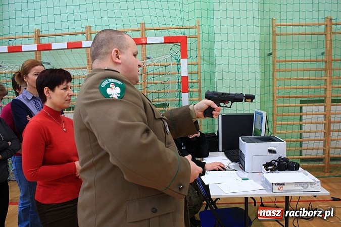 Zdjęcie w galerii na portalu naszraciborz.pl: I Zimowy Turniej Bezpieczeństwa Ruchu Drogowego wiadomości z regionu