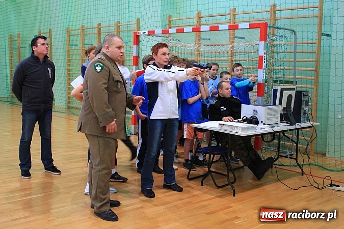 Zdjęcie w galerii na portalu naszraciborz.pl: I Zimowy Turniej Bezpieczeństwa Ruchu Drogowego wiadomości z regionu