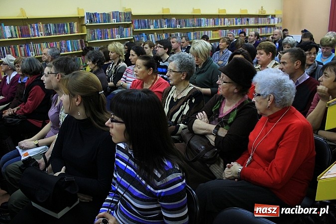 Zdjęcie w galerii na portalu naszraciborz.pl: Szymon Hołownia: Nie budzę się rano z obsesją ewangelizacyjną wiadomości z regionu