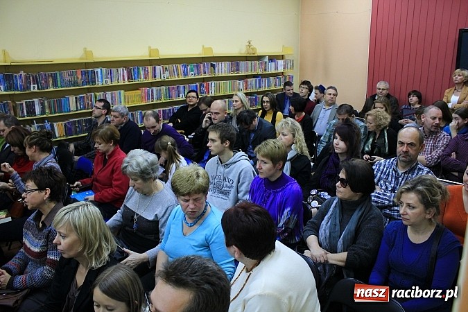 Zdjęcie w galerii na portalu naszraciborz.pl: Szymon Hołownia: Nie budzę się rano z obsesją ewangelizacyjną wiadomości z regionu