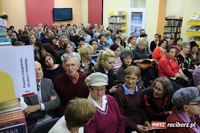 Zdjęcie w galerii na portalu naszraciborz.pl: Szymon Hołownia: Nie budzę się rano z obsesją ewangelizacyjną wiadomości z regionu
