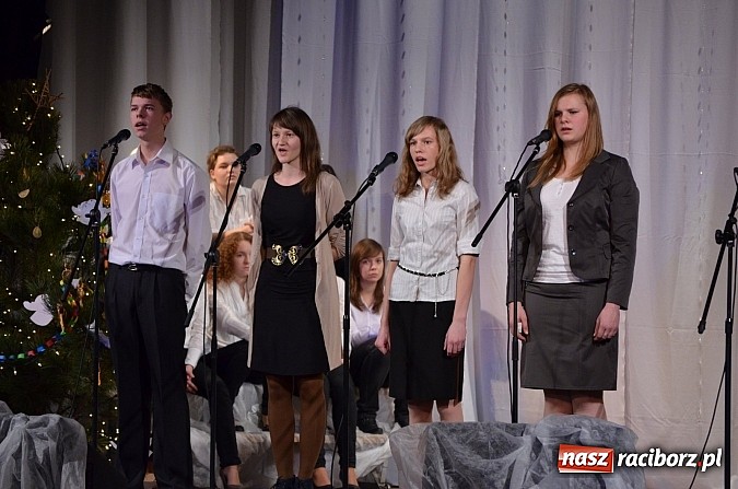 Zdjęcie w galerii na portalu naszraciborz.pl: Świątecznie w RCK-u z Perspektywą wiadomości z regionu