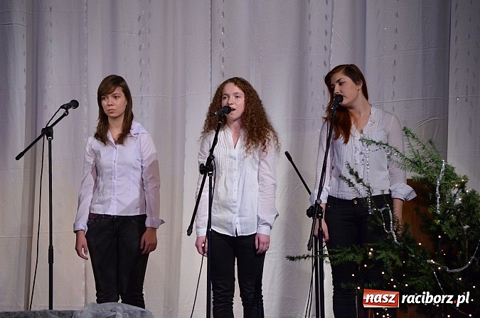 Zdjęcie w galerii na portalu naszraciborz.pl: Świątecznie w RCK-u z Perspektywą wiadomości z regionu