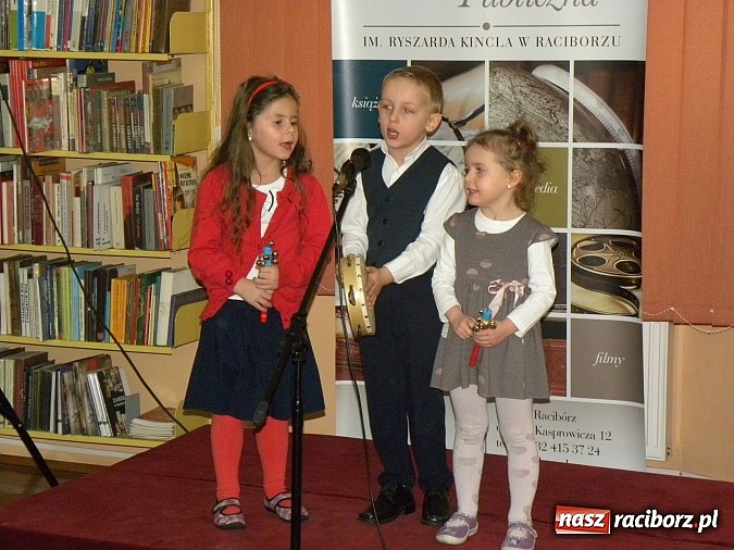 Zdjęcie w galerii na portalu naszraciborz.pl: Hej kolęda, kolęda… Świątecznie w Bibliotece wiadomości z regionu