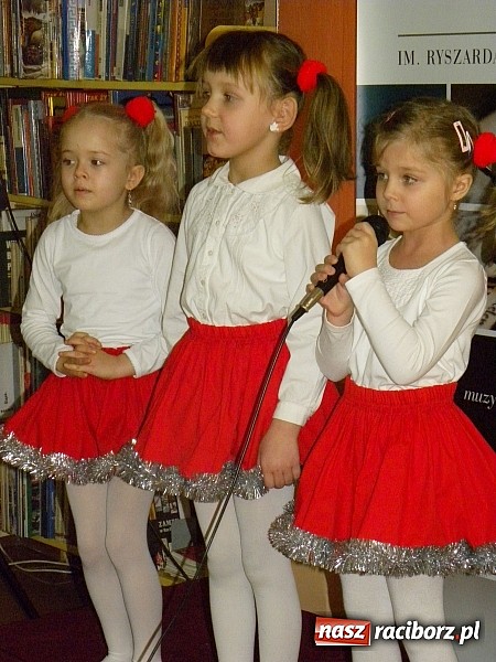 Zdjęcie w galerii na portalu naszraciborz.pl: Hej kolęda, kolęda… Świątecznie w Bibliotece wiadomości z regionu