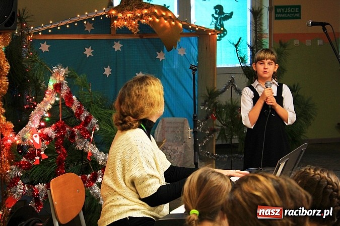 Zdjęcie w galerii na portalu naszraciborz.pl: W Wojnowicach zabrzmiały kolędy i pastorałki wiadomości z regionu