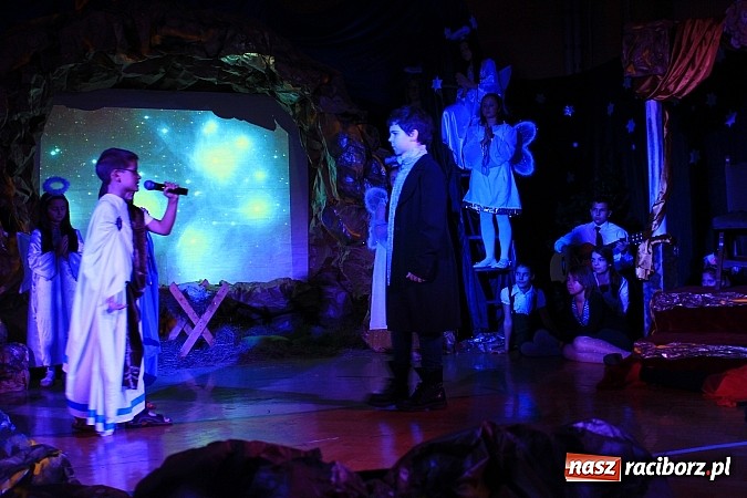 Zdjęcie w galerii na portalu naszraciborz.pl: Droga do Betlejem, czyli Trzynastka w akcji wiadomości z regionu