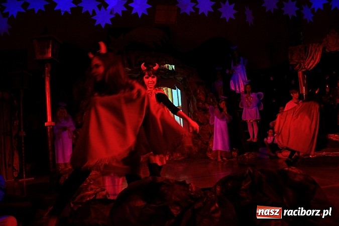 Zdjęcie w galerii na portalu naszraciborz.pl: Droga do Betlejem, czyli Trzynastka w akcji wiadomości z regionu