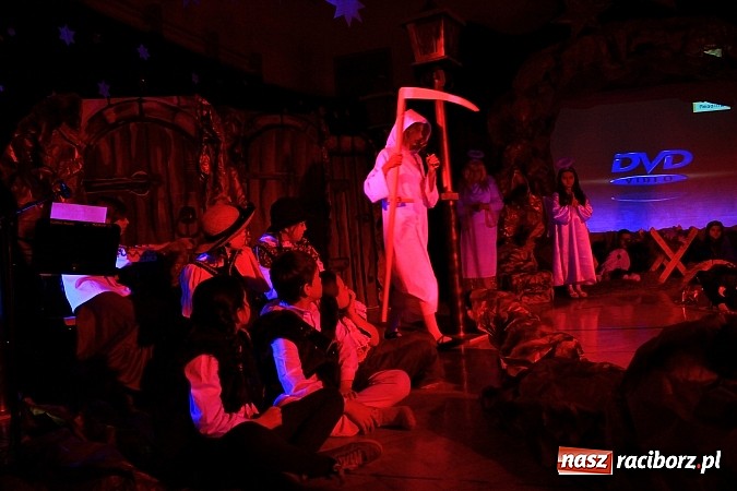 Zdjęcie w galerii na portalu naszraciborz.pl: Droga do Betlejem, czyli Trzynastka w akcji wiadomości z regionu