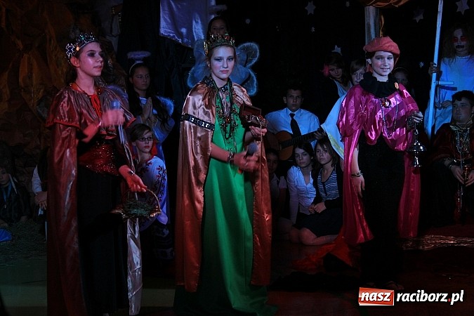 Zdjęcie w galerii na portalu naszraciborz.pl: Droga do Betlejem, czyli Trzynastka w akcji wiadomości z regionu