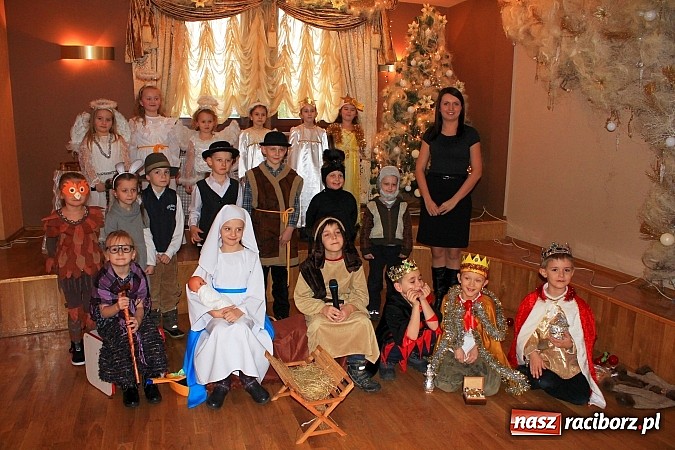 Zdjęcie w galerii na portalu naszraciborz.pl: Wigilijny posiłek dla samotnych wiadomości z regionu