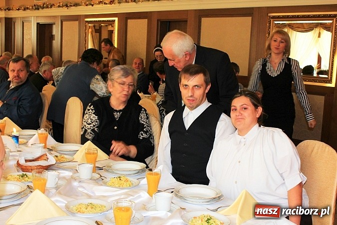 Zdjęcie w galerii na portalu naszraciborz.pl: Wigilijny posiłek dla samotnych wiadomości z regionu