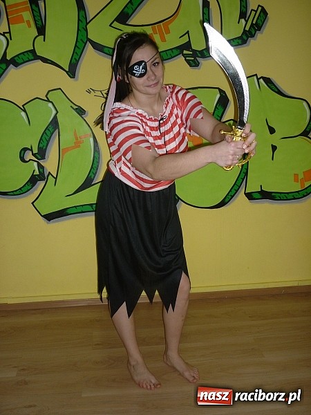 Zdjęcie w galerii na portalu naszraciborz.pl: Wypożyczalnia strojów karnawałowych dla dzieci i dorosłych w Crazy Club wiadomości z regionu