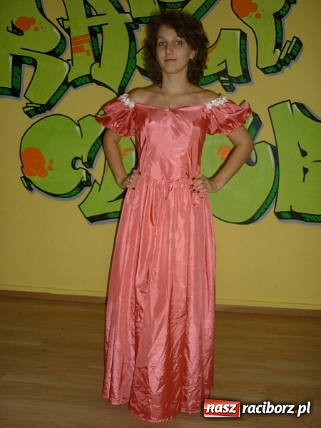Zdjęcie w galerii na portalu naszraciborz.pl: Wypożyczalnia strojów karnawałowych dla dzieci i dorosłych w Crazy Club wiadomości z regionu