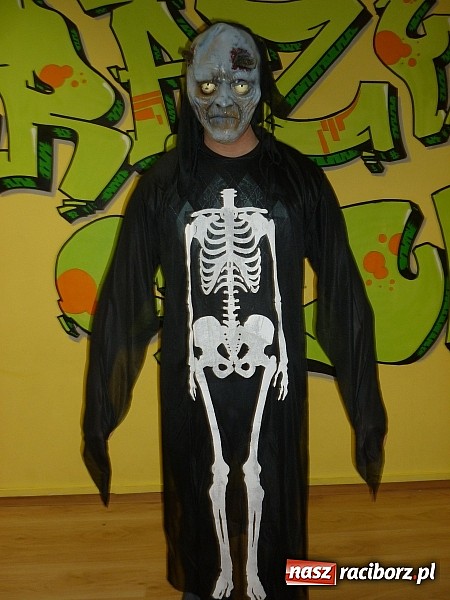 Zdjęcie w galerii na portalu naszraciborz.pl: Wypożyczalnia strojów karnawałowych dla dzieci i dorosłych w Crazy Club wiadomości z regionu