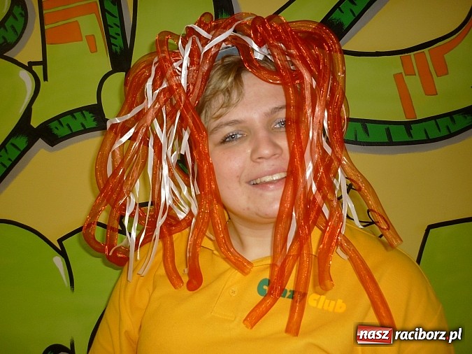 Zdjęcie w galerii na portalu naszraciborz.pl: Wypożyczalnia strojów karnawałowych dla dzieci i dorosłych w Crazy Club wiadomości z regionu