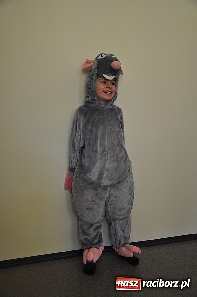 Zdjęcie w galerii na portalu naszraciborz.pl: Wypożyczalnia strojów karnawałowych dla dzieci i dorosłych w Crazy Club wiadomości z regionu