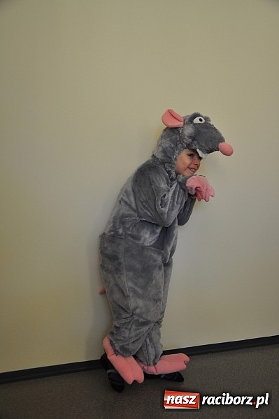 Zdjęcie w galerii na portalu naszraciborz.pl: Wypożyczalnia strojów karnawałowych dla dzieci i dorosłych w Crazy Club wiadomości z regionu