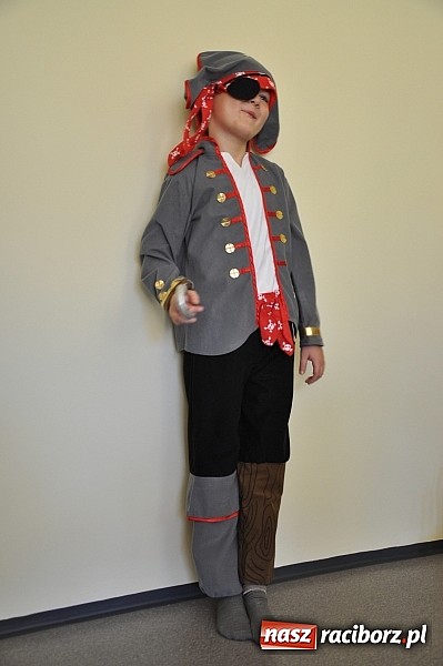 Zdjęcie w galerii na portalu naszraciborz.pl: Wypożyczalnia strojów karnawałowych dla dzieci i dorosłych w Crazy Club wiadomości z regionu