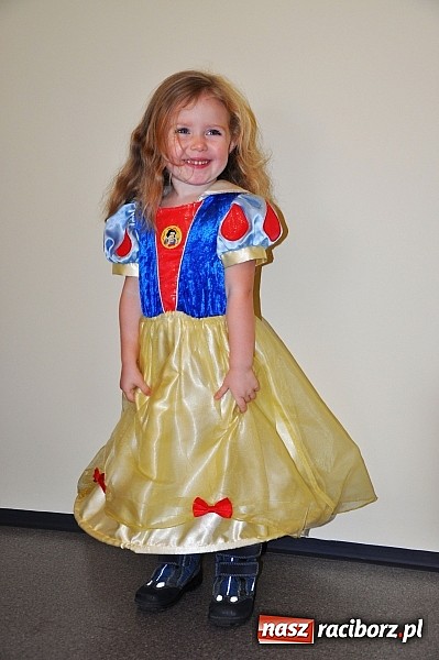 Zdjęcie w galerii na portalu naszraciborz.pl: Wypożyczalnia strojów karnawałowych dla dzieci i dorosłych w Crazy Club wiadomości z regionu