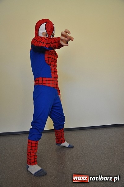 Zdjęcie w galerii na portalu naszraciborz.pl: Wypożyczalnia strojów karnawałowych dla dzieci i dorosłych w Crazy Club wiadomości z regionu