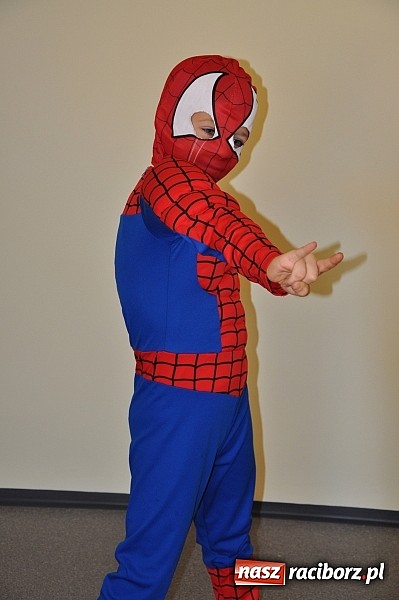 Zdjęcie w galerii na portalu naszraciborz.pl: Wypożyczalnia strojów karnawałowych dla dzieci i dorosłych w Crazy Club wiadomości z regionu