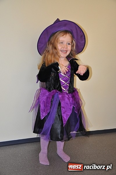 Zdjęcie w galerii na portalu naszraciborz.pl: Wypożyczalnia strojów karnawałowych dla dzieci i dorosłych w Crazy Club wiadomości z regionu
