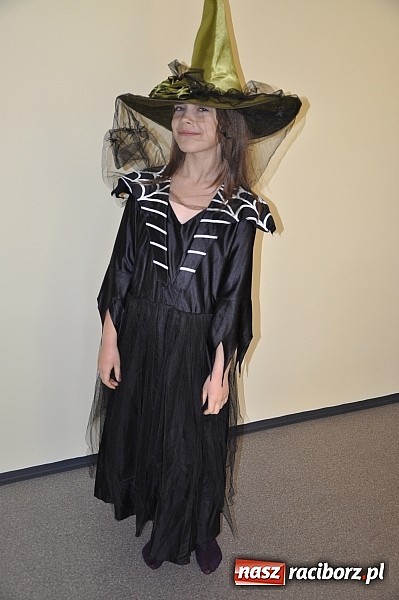 Zdjęcie w galerii na portalu naszraciborz.pl: Wypożyczalnia strojów karnawałowych dla dzieci i dorosłych w Crazy Club wiadomości z regionu