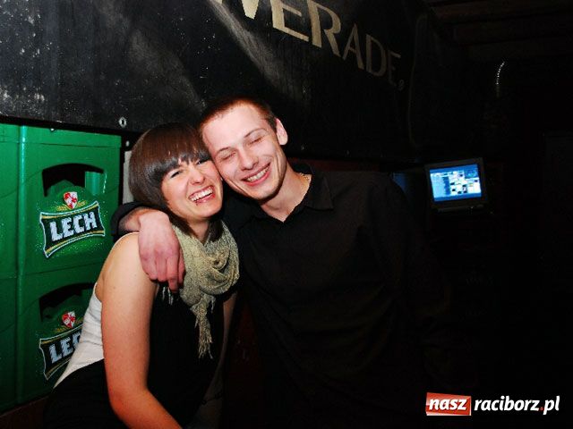 Zdjęcie w galerii na portalu naszraciborz.pl: Magiel towarzyski wiadomości z regionu