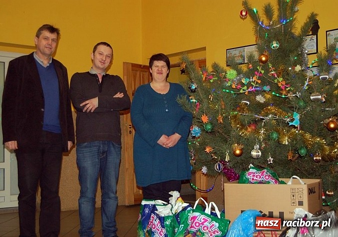 Zdjęcie w galerii na portalu naszraciborz.pl: Rafakowcy pomagają dzieciom wiadomości z regionu