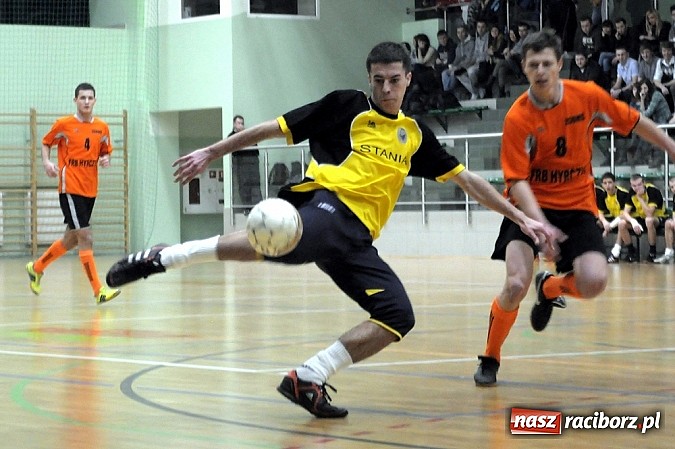 Zdjęcie w galerii na portalu naszraciborz.pl: HLPN: Drugoligowy dreszczowiec w Arenie Rafako wiadomości z regionu