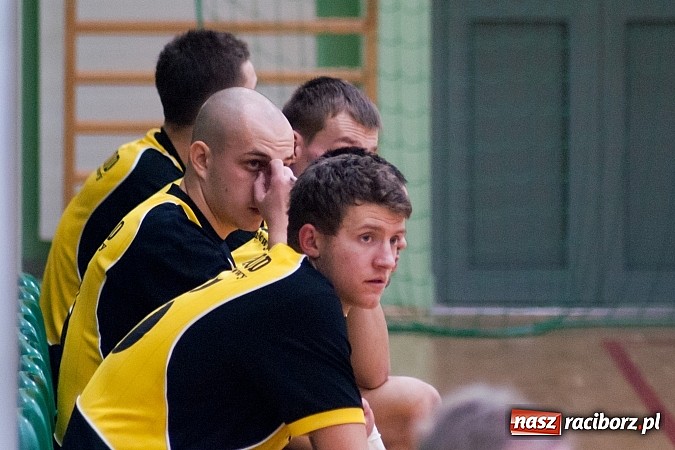 Zdjęcie w galerii na portalu naszraciborz.pl: HLPN: Drugoligowy dreszczowiec w Arenie Rafako wiadomości z regionu