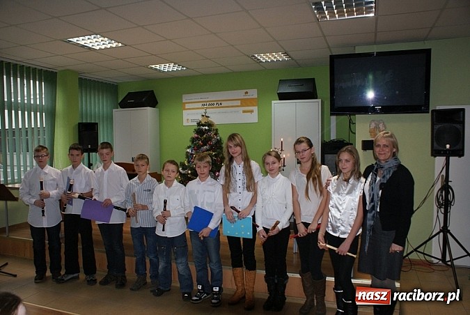 Zdjęcie w galerii na portalu naszraciborz.pl: W Strefie odbył się konkurs Mistrz Fletu wiadomości z regionu