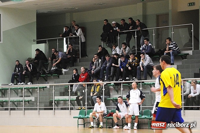 Zdjęcie w galerii na portalu naszraciborz.pl: Cukiernia Gianni liderem I ligi wiadomości z regionu