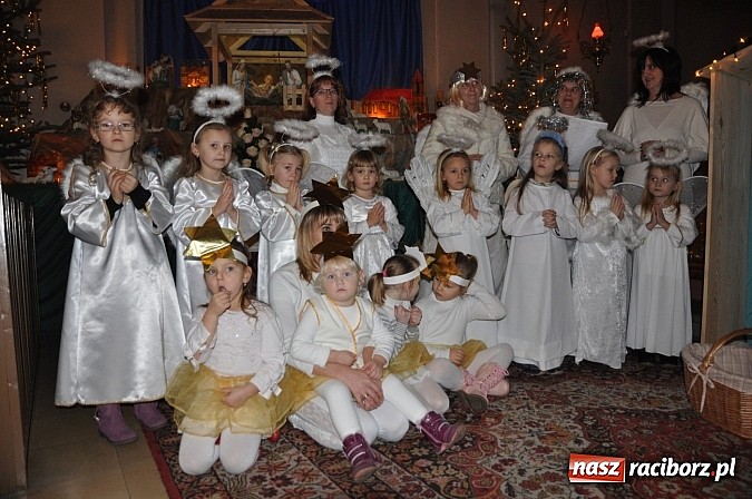 Zdjęcie w galerii na portalu naszraciborz.pl: Trzymiesięczny Adaś został aktorem. Zagrał dziś w Wojnowicach Dzieciątko Jezus wiadomości z regionu