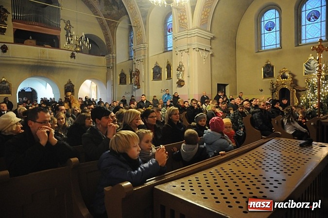 Zdjęcie w galerii na portalu naszraciborz.pl: Trzymiesięczny Adaś został aktorem. Zagrał dziś w Wojnowicach Dzieciątko Jezus wiadomości z regionu