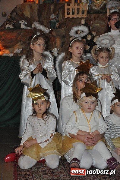 Zdjęcie w galerii na portalu naszraciborz.pl: Trzymiesięczny Adaś został aktorem. Zagrał dziś w Wojnowicach Dzieciątko Jezus wiadomości z regionu