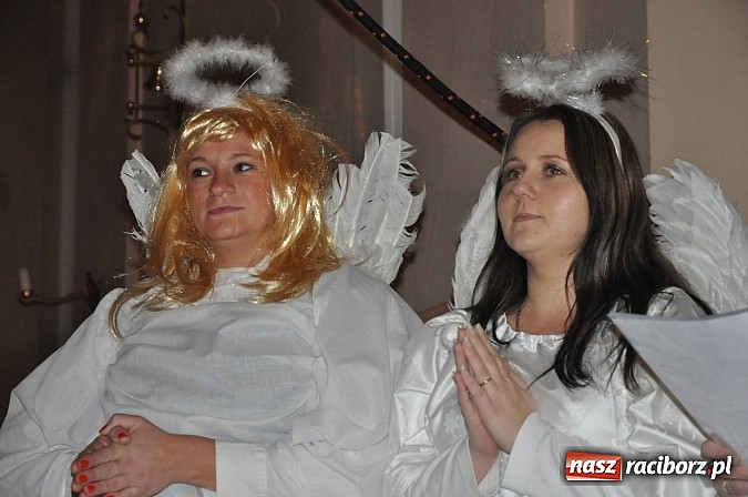 Zdjęcie w galerii na portalu naszraciborz.pl: Trzymiesięczny Adaś został aktorem. Zagrał dziś w Wojnowicach Dzieciątko Jezus wiadomości z regionu