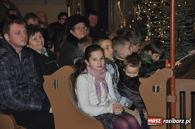 Zdjęcie w galerii na portalu naszraciborz.pl: Trzymiesięczny Adaś został aktorem. Zagrał dziś w Wojnowicach Dzieciątko Jezus wiadomości z regionu