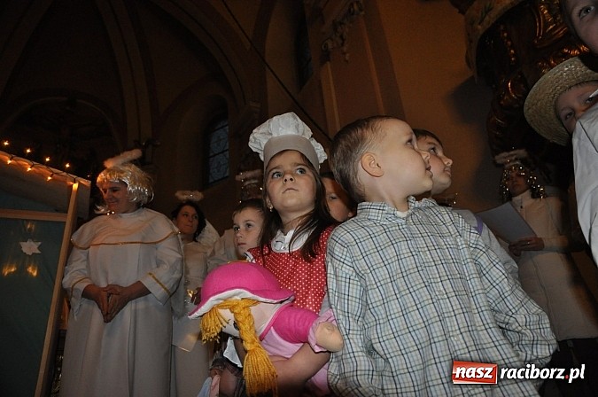 Zdjęcie w galerii na portalu naszraciborz.pl: Trzymiesięczny Adaś został aktorem. Zagrał dziś w Wojnowicach Dzieciątko Jezus wiadomości z regionu