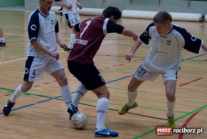 Zdjęcie w galerii na portalu naszraciborz.pl: Pokrycia Dachowe górą nad Galaktycznymi wiadomości z regionu