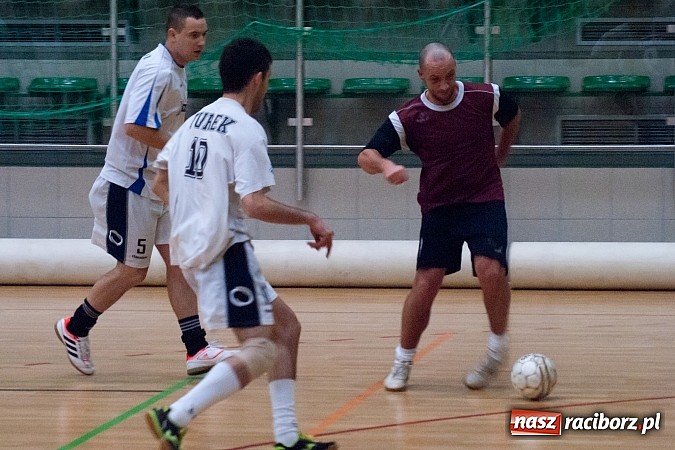 Zdjęcie w galerii na portalu naszraciborz.pl: Pokrycia Dachowe górą nad Galaktycznymi wiadomości z regionu